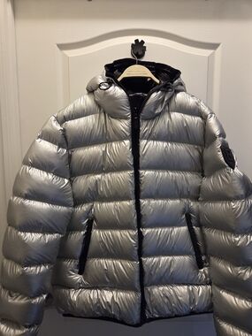RUDSAK Metallic Silver Quilted Logo Puffer